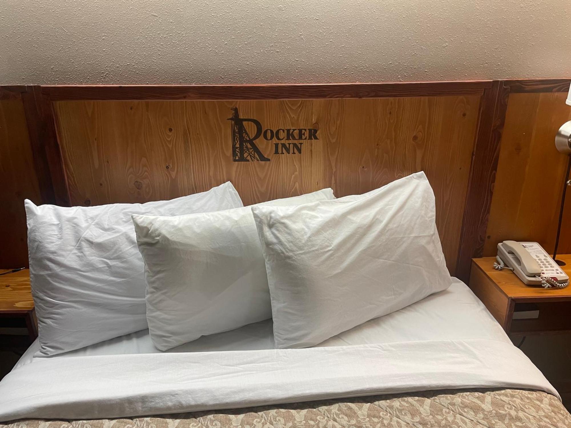 Rocker Inn Бют Екстериор снимка
